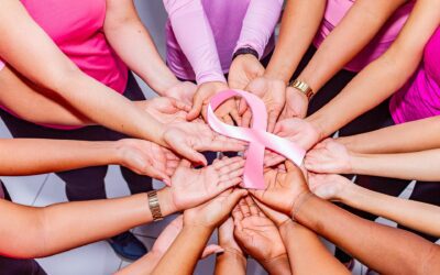 Październik miesiącem raka piersi